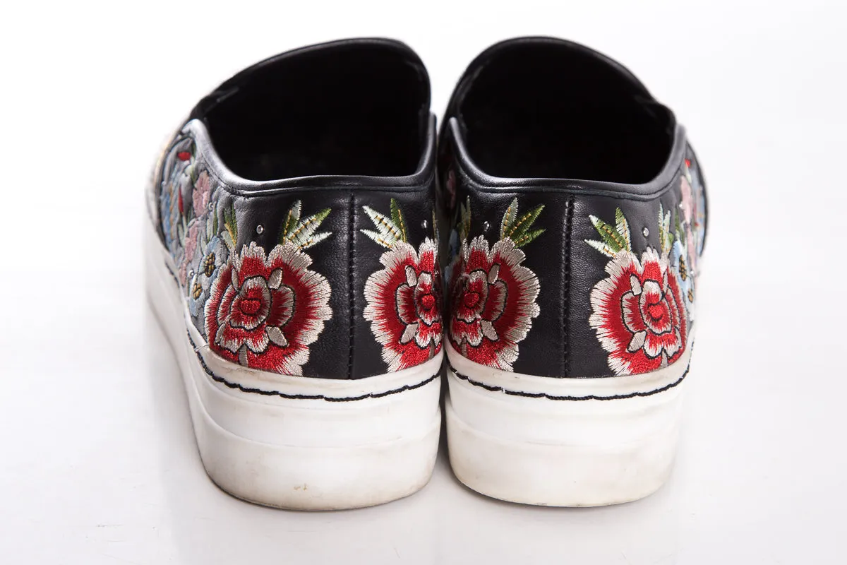 Alice   Olivia Black Embroidery Slip On Sneakers SZ 10