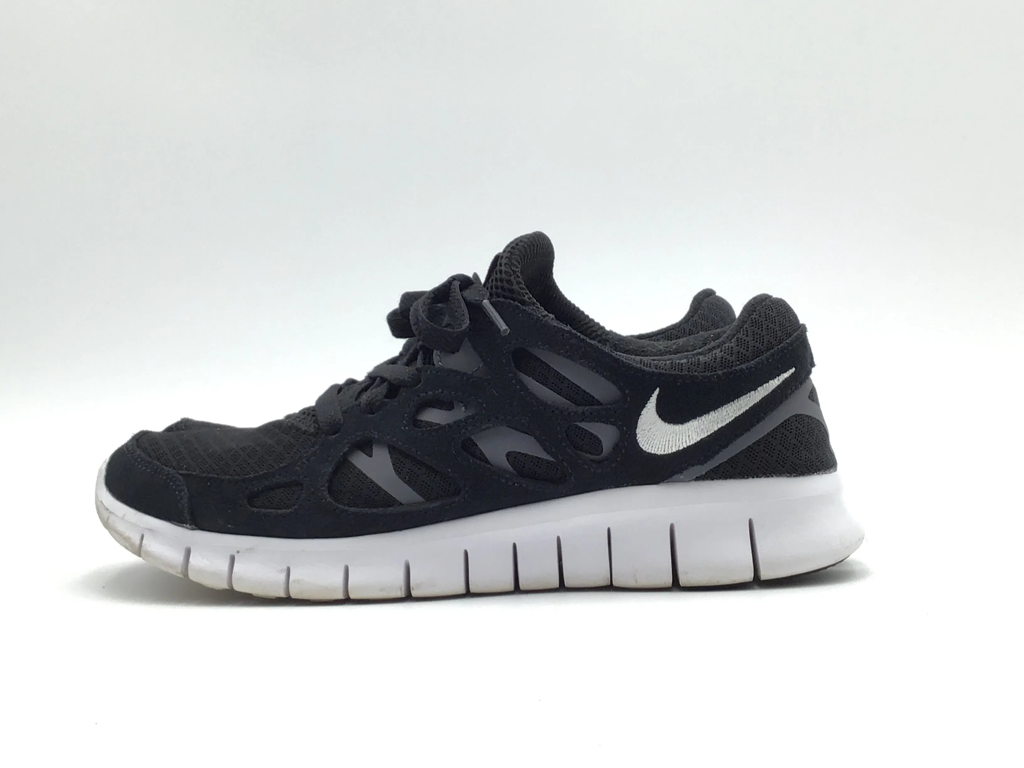 Black & White Shoes Sneakers Nike, Size 8