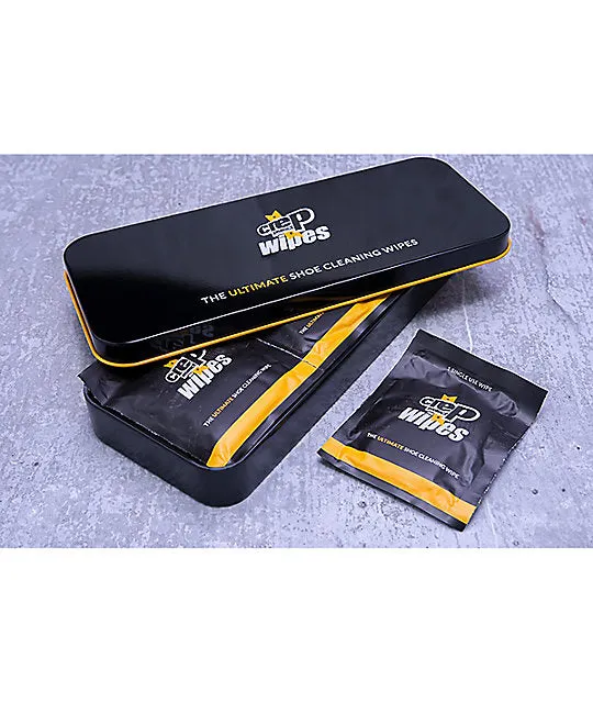 Crep Protect Wipes Tin - Individual Wipes Total of 12 Good for Shoes of Any Type