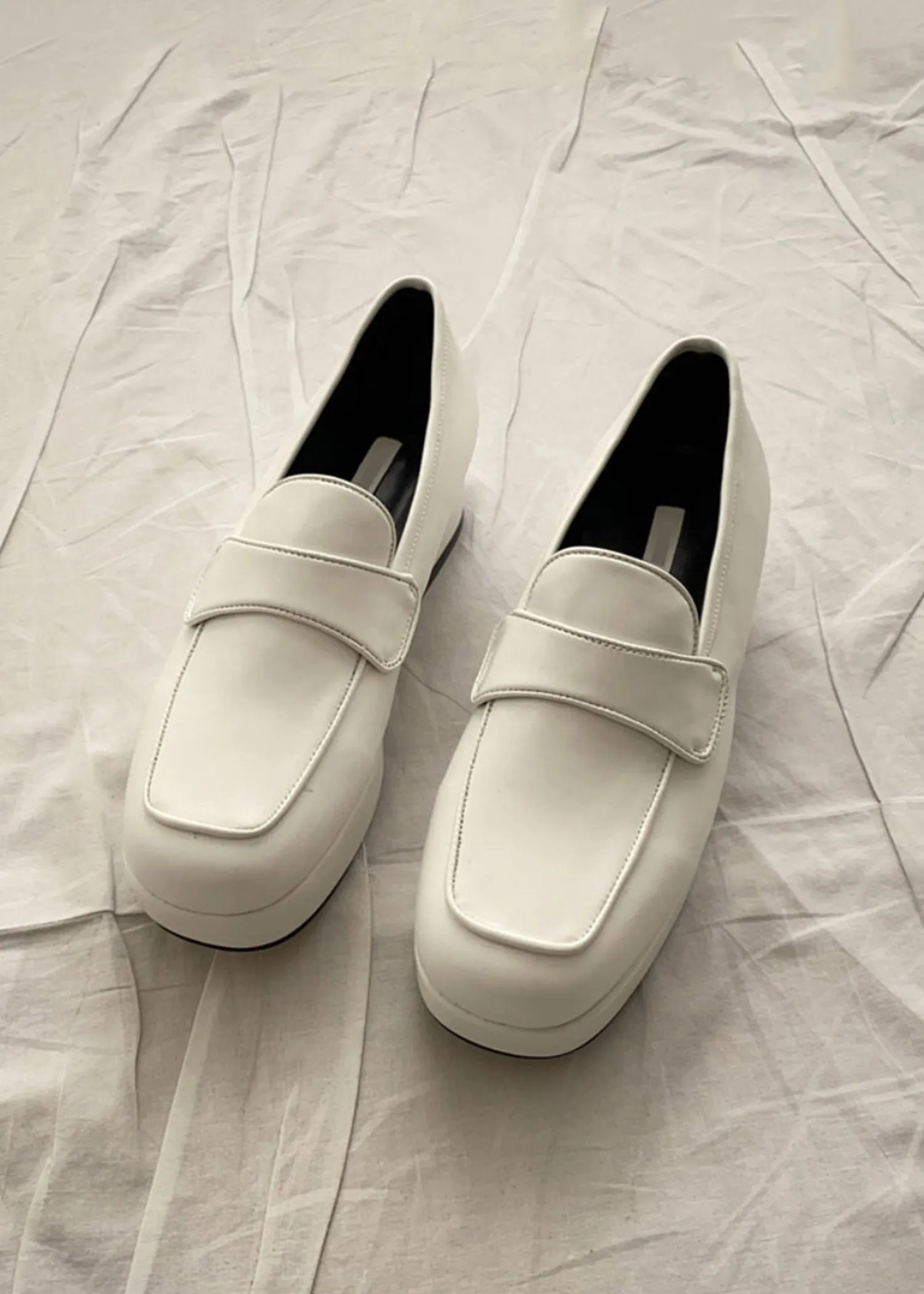 Mara Loafers (Pre-order)